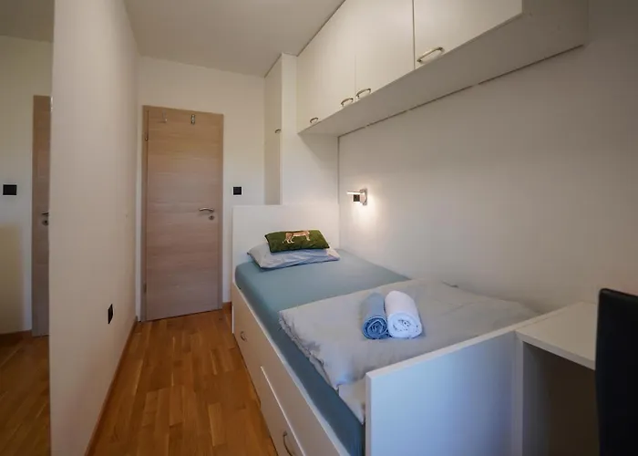 Apartman Lori Zára